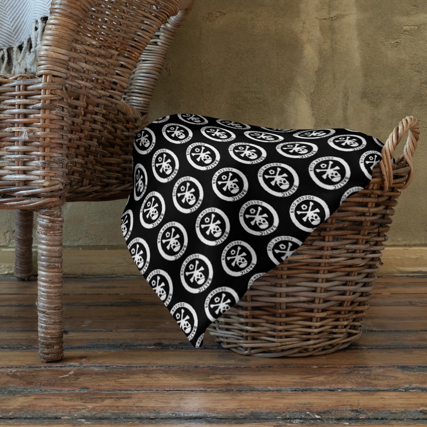 Baltic Soccer Throw